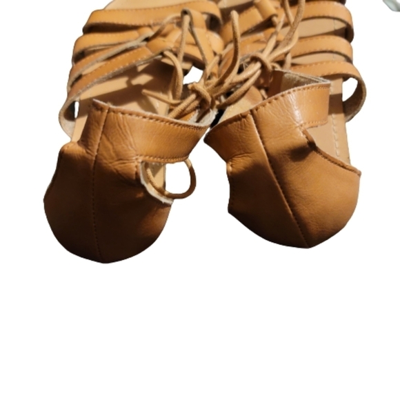 Old NAVY sandals strappy sandals shoes flats camel, tan slingback 8 gladiator - Picture 3 of 7